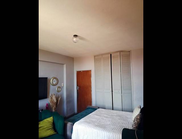 2 BEDROOM PROPERTY TO RENT IN SUNNYSIDE